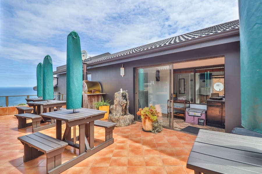 10 Bedroom Property for Sale in Dana Bay Western Cape